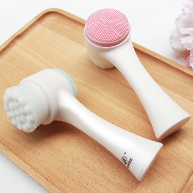 Facial Cleansing Brush